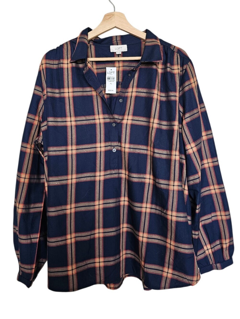LOFT Navy and Peach Plaid Button-Front Long Sleeve Shirt Size XL